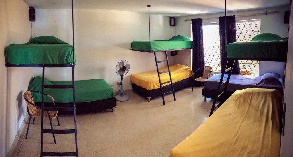 Blackpine Hostel Medellin Room photo